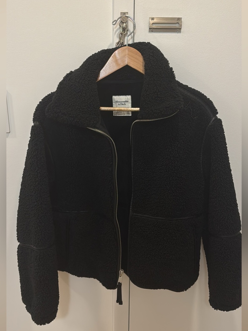 Abercrombie & Fitch Black Sherpa mock neck zip-Up Jacket